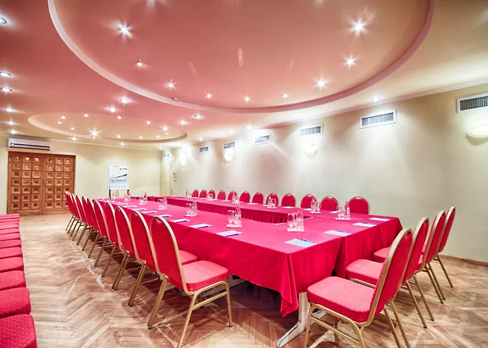 Ani Plaza Hotel