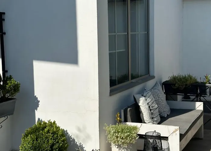 Garden Lounge Hotel