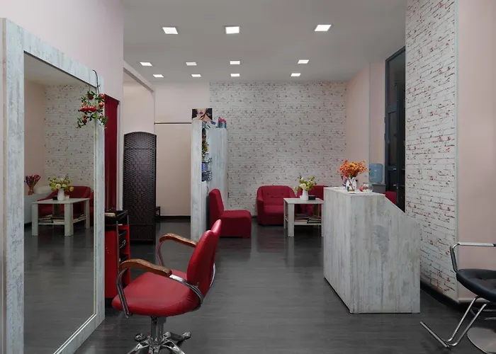 Ani Plaza Hotel